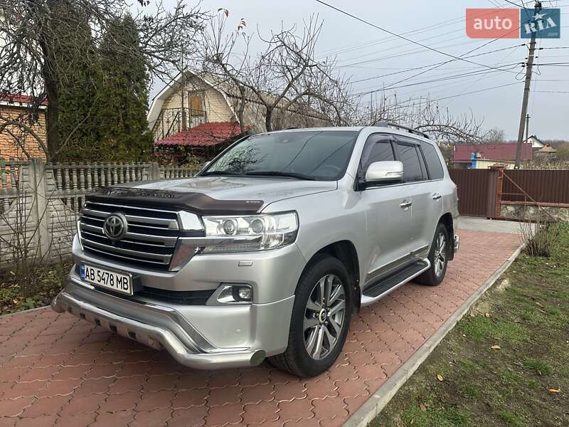 Внедорожник / Кроссовер Toyota Land Cruiser 2017 в Виннице фото 2 Внедорожник / Кроссовер Toyota Land Cruiser 2017 в Виннице