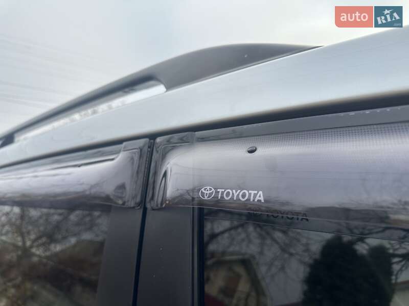 Внедорожник / Кроссовер Toyota Land Cruiser 2017 в Виннице фото 20 Внедорожник / Кроссовер Toyota Land Cruiser 2017 в Виннице