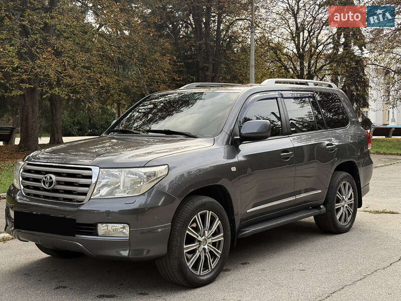 Внедорожник / Кроссовер Toyota Land Cruiser 2011 в Желтых Водах