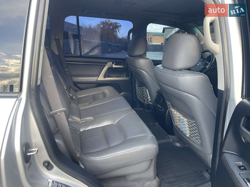Позашляховик / Кросовер Toyota Land Cruiser 2008 в Полтаві