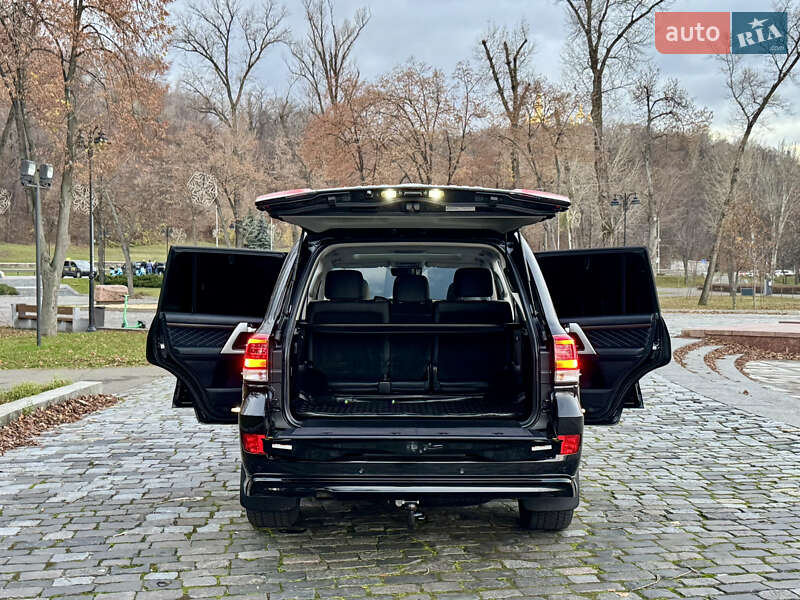 Внедорожник / Кроссовер Toyota Land Cruiser 2018 в Киеве фото 52 Внедорожник / Кроссовер Toyota Land Cruiser 2018 в Киеве