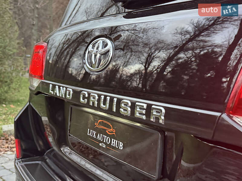 Внедорожник / Кроссовер Toyota Land Cruiser 2018 в Киеве фото 61 Внедорожник / Кроссовер Toyota Land Cruiser 2018 в Киеве
