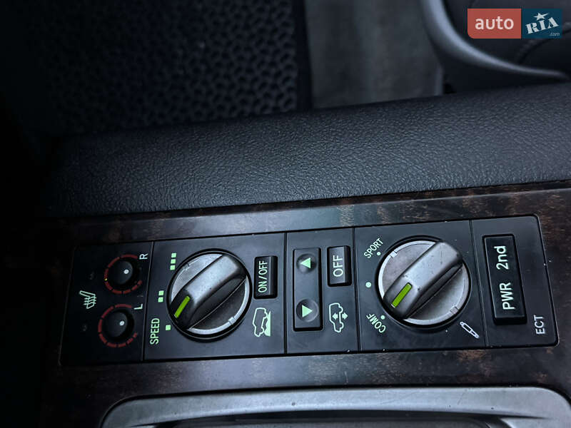 Позашляховик / Кросовер Toyota Land Cruiser 2010 в Мукачевому фото 68 Позашляховик / Кросовер Toyota Land Cruiser 2010 в Мукачевому