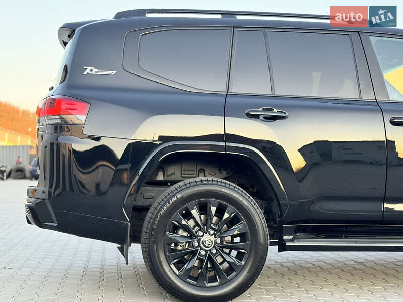 Внедорожник / Кроссовер Toyota Land Cruiser 2021 в Мукачево