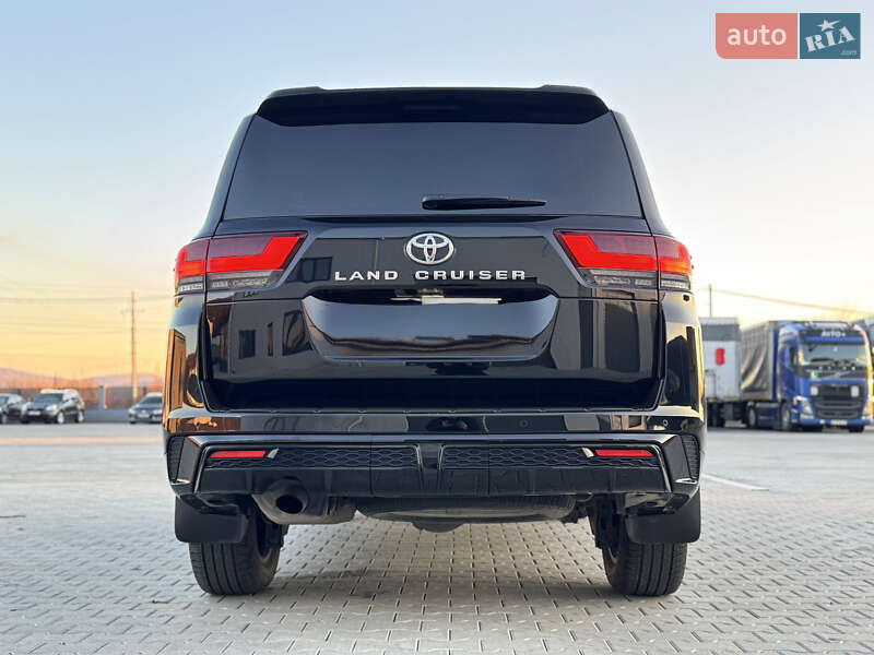 Внедорожник / Кроссовер Toyota Land Cruiser 2021 в Мукачево