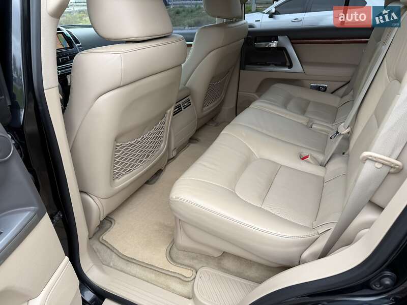 Внедорожник / Кроссовер Toyota Land Cruiser 2013 в Киеве