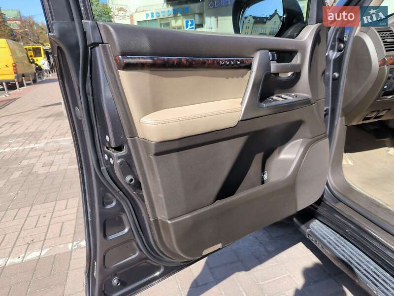 Внедорожник / Кроссовер Toyota Land Cruiser 2008 в Киеве