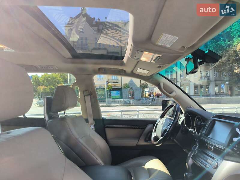 Внедорожник / Кроссовер Toyota Land Cruiser 2008 в Киеве