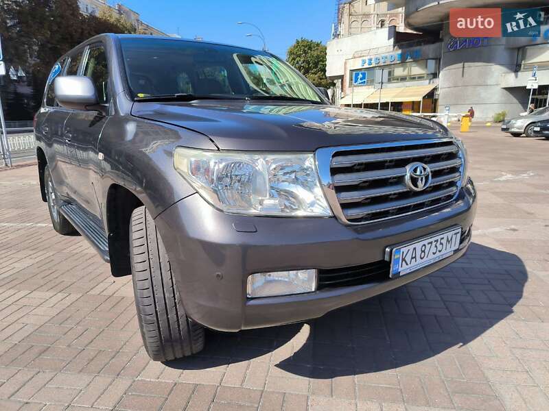 Внедорожник / Кроссовер Toyota Land Cruiser 2008 в Киеве
