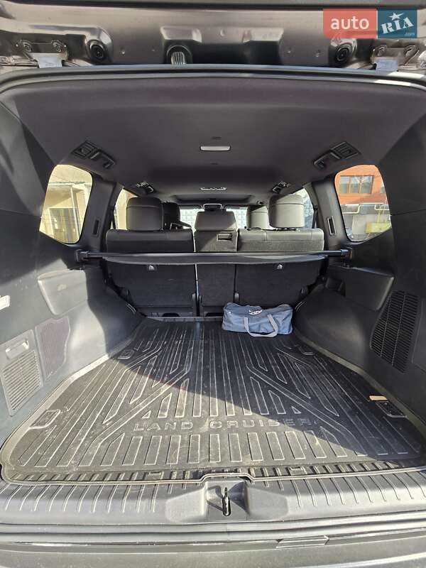 Внедорожник / Кроссовер Toyota Land Cruiser 2021 в Виннице