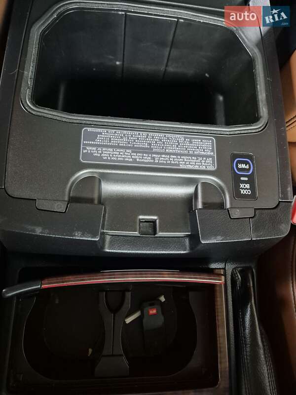 Внедорожник / Кроссовер Toyota Land Cruiser 2014 в Берегово