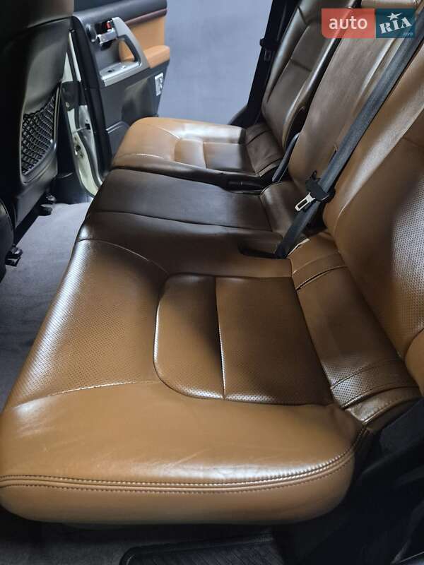 Внедорожник / Кроссовер Toyota Land Cruiser 2014 в Берегово