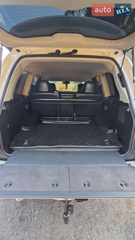 Внедорожник / Кроссовер Toyota Land Cruiser 2012 в Полтаве фото 9 Внедорожник / Кроссовер Toyota Land Cruiser 2012 в Полтаве