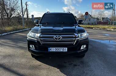 Внедорожник / Кроссовер Toyota Land Cruiser 2017 в Бобровице