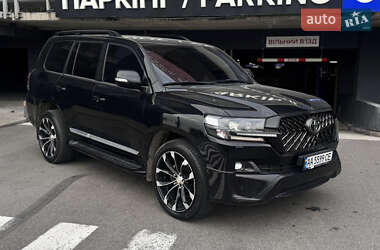 Внедорожник / Кроссовер Toyota Land Cruiser 2020 в Киеве