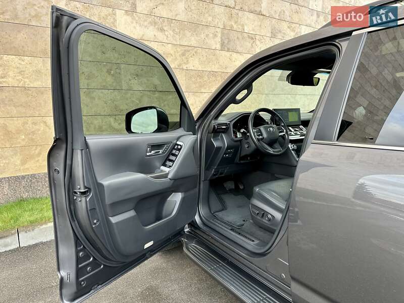 Внедорожник / Кроссовер Toyota Land Cruiser 2021 в Киеве