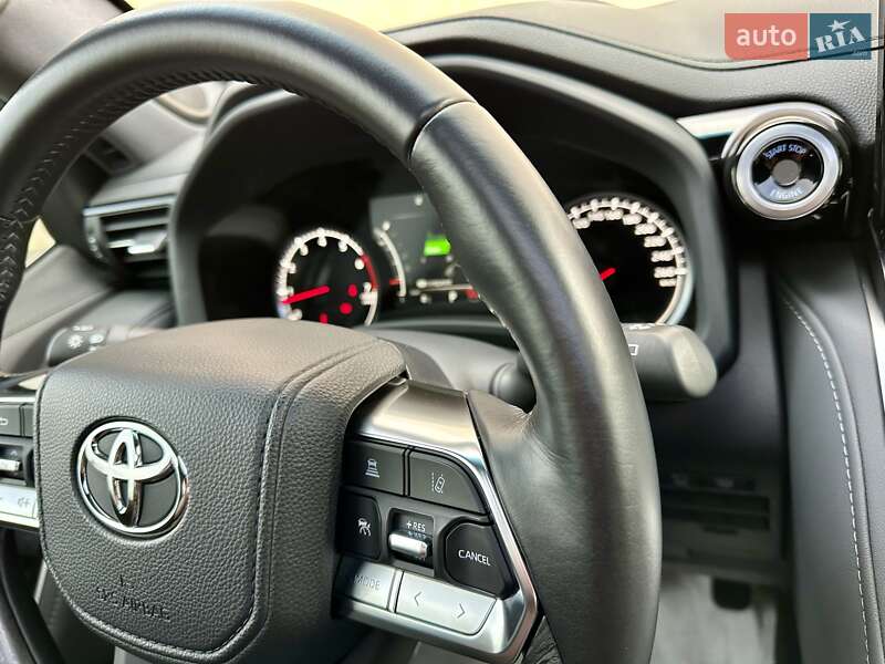 Внедорожник / Кроссовер Toyota Land Cruiser 2021 в Киеве