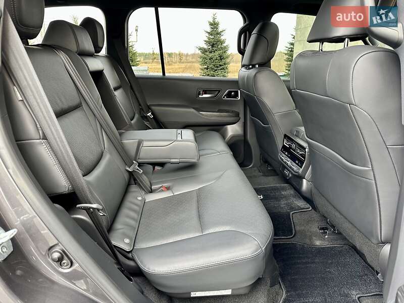 Внедорожник / Кроссовер Toyota Land Cruiser 2021 в Киеве