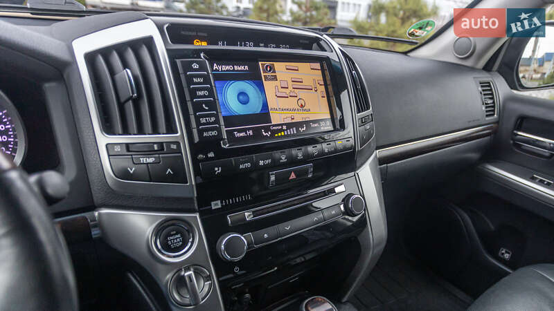 Внедорожник / Кроссовер Toyota Land Cruiser 2014 в Днепре