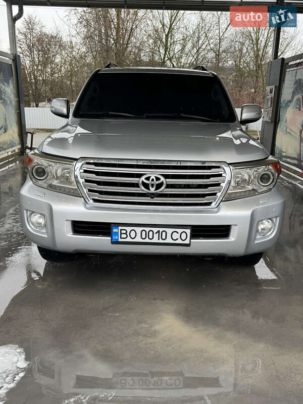 Внедорожник / Кроссовер Toyota Land Cruiser 2012 в Чорткове