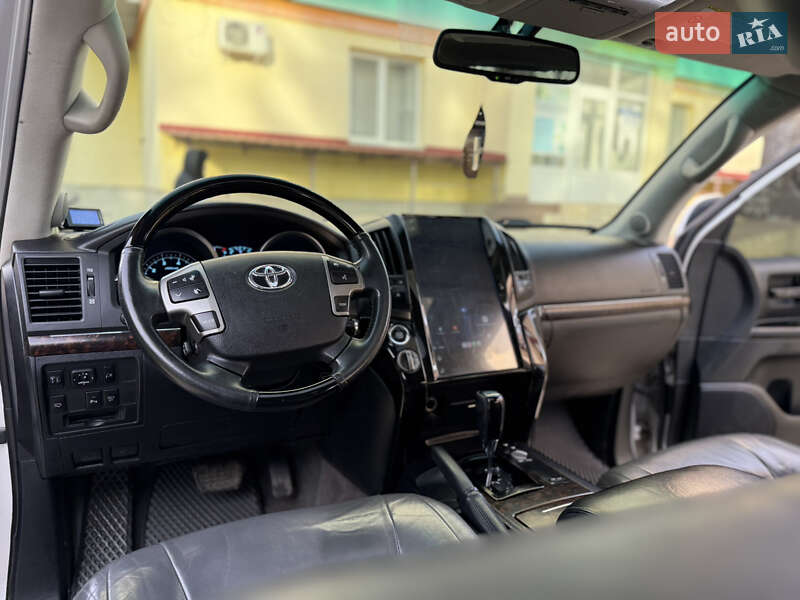 Внедорожник / Кроссовер Toyota Land Cruiser 2008 в Каменец-Подольском