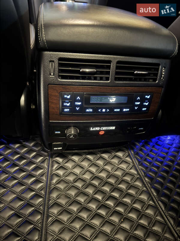 Внедорожник / Кроссовер Toyota Land Cruiser 2019 в Кривом Роге