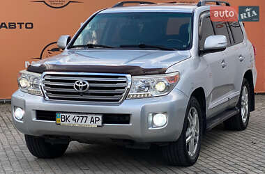 Позашляховик / Кросовер Toyota Land Cruiser 2012 в Рівному