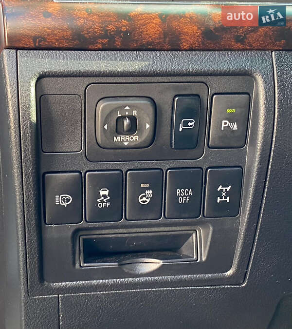 Внедорожник / Кроссовер Toyota Land Cruiser 2012 в Ровно