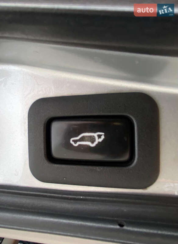 Внедорожник / Кроссовер Toyota Land Cruiser 2012 в Ровно