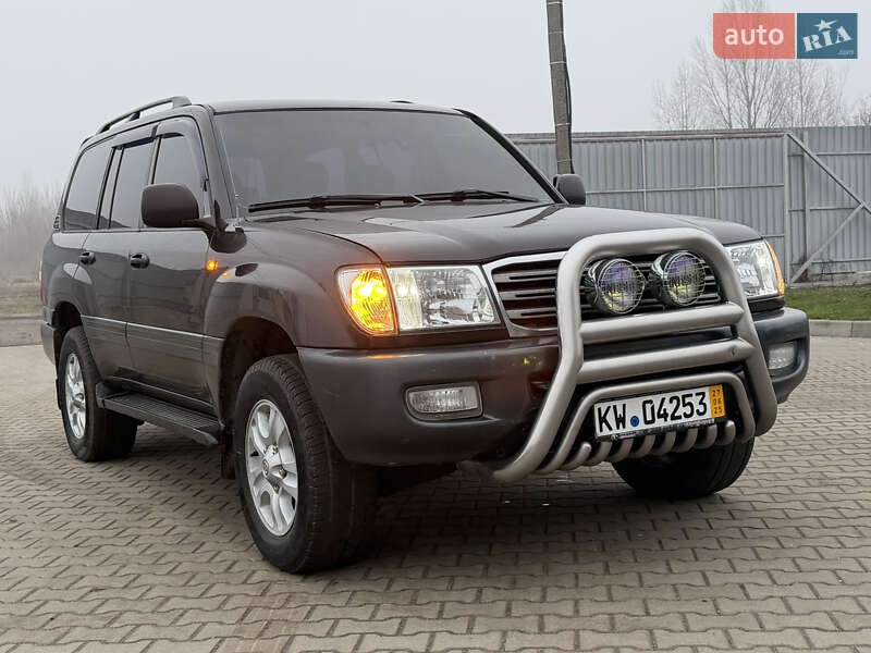 Toyota Land Cruiser 2003
