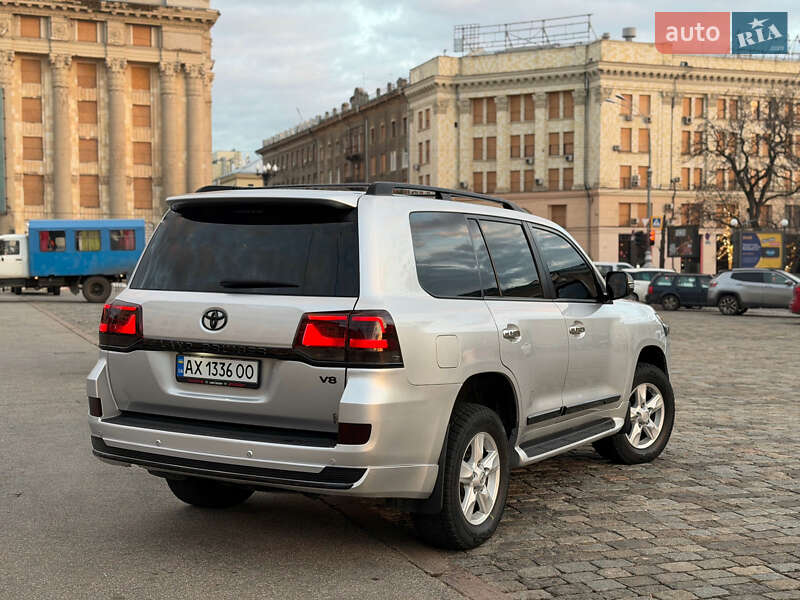 Внедорожник / Кроссовер Toyota Land Cruiser 2008 в Харькове
