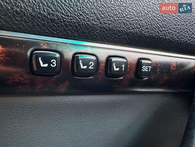 Внедорожник / Кроссовер Toyota Land Cruiser 2008 в Киеве