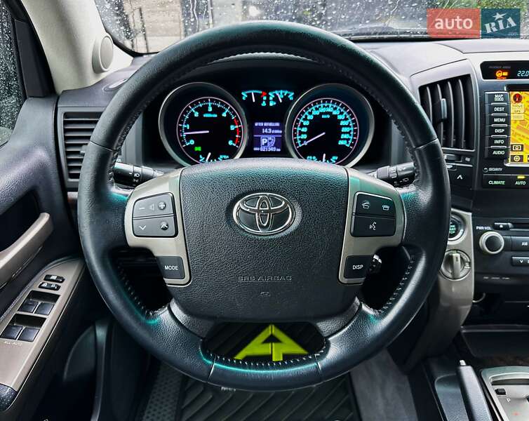 Внедорожник / Кроссовер Toyota Land Cruiser 2008 в Киеве