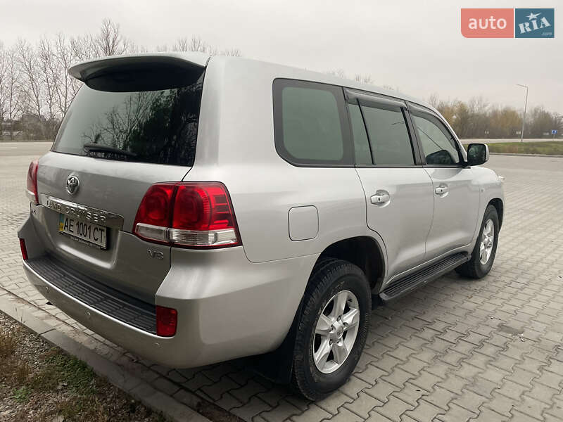Внедорожник / Кроссовер Toyota Land Cruiser 2007 в Днепре