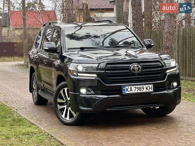 Внедорожник / Кроссовер Toyota Land Cruiser 2015 в Киеве
