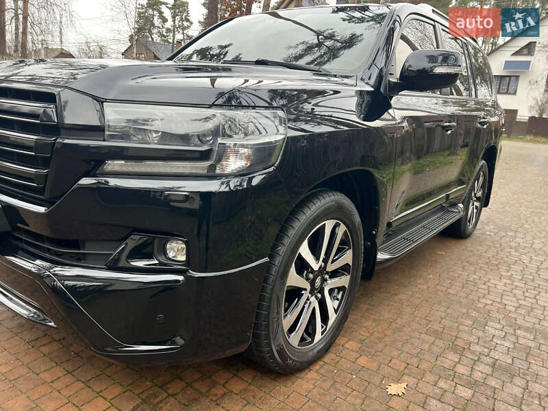 Внедорожник / Кроссовер Toyota Land Cruiser 2015 в Киеве