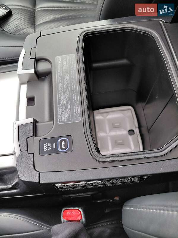 Внедорожник / Кроссовер Toyota Land Cruiser 2020 в Ивано-Франковске фото 70 Внедорожник / Кроссовер Toyota Land Cruiser 2020 в Ивано-Франковске