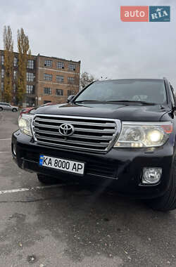 Внедорожник / Кроссовер Toyota Land Cruiser 2014 в Киеве