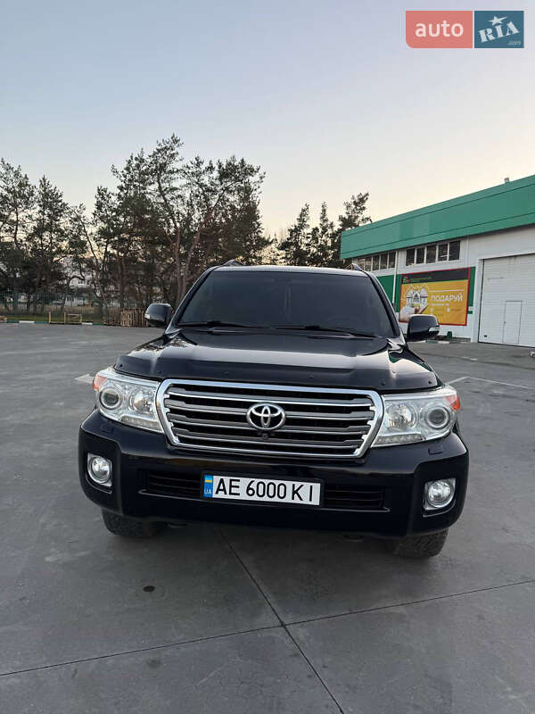 Toyota Land Cruiser 2013 Toyota Land Cruiser 2013