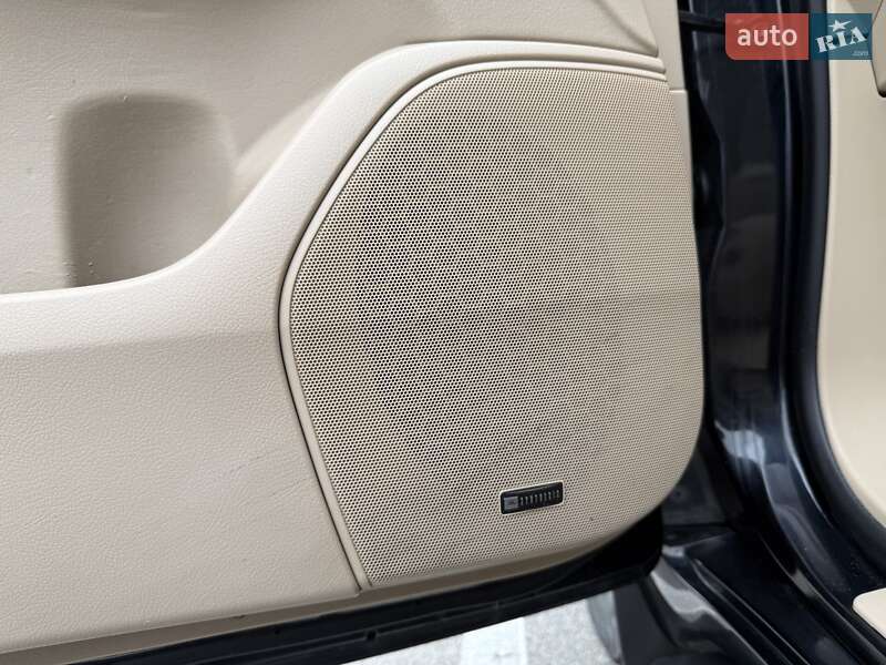 Внедорожник / Кроссовер Toyota Land Cruiser 2013 в Киеве фото 37 Внедорожник / Кроссовер Toyota Land Cruiser 2013 в Киеве