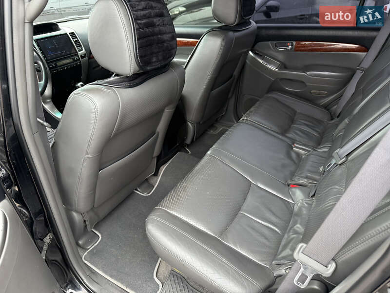 Внедорожник / Кроссовер Toyota Land Cruiser 2006 в Переяславе