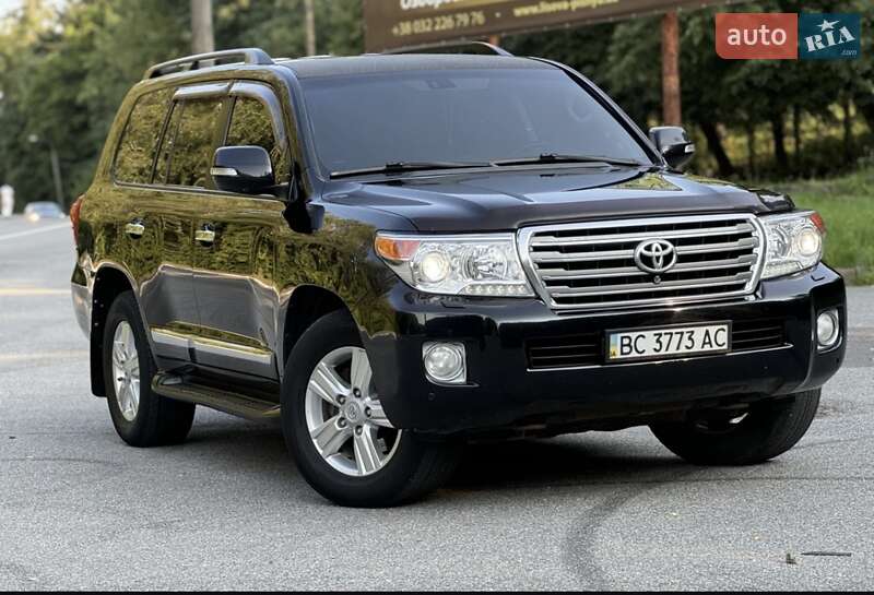 Внедорожник / Кроссовер Toyota Land Cruiser 2014 в Трускавце