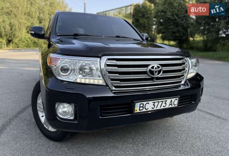 Внедорожник / Кроссовер Toyota Land Cruiser 2014 в Трускавце