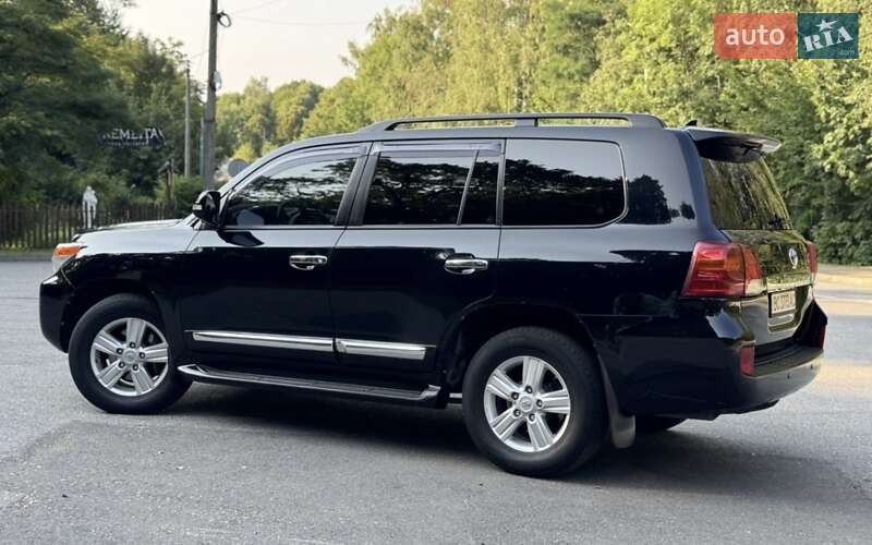 Внедорожник / Кроссовер Toyota Land Cruiser 2014 в Трускавце