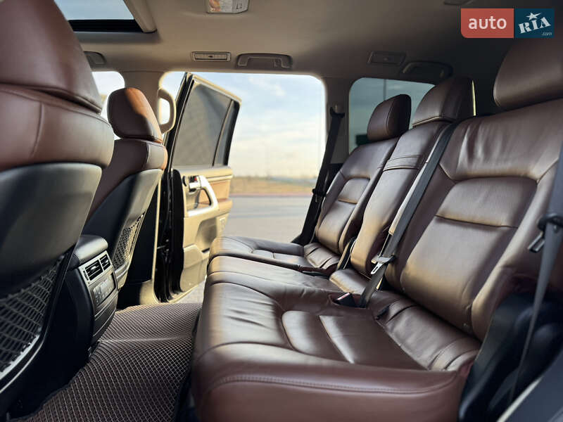 Внедорожник / Кроссовер Toyota Land Cruiser 2017 в Николаеве