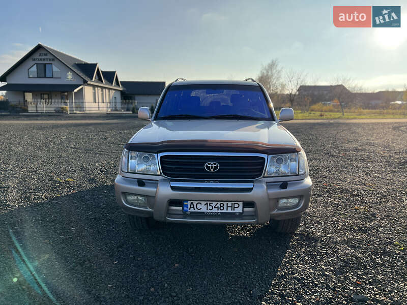 Toyota Land Cruiser 2002 Toyota Land Cruiser 2002