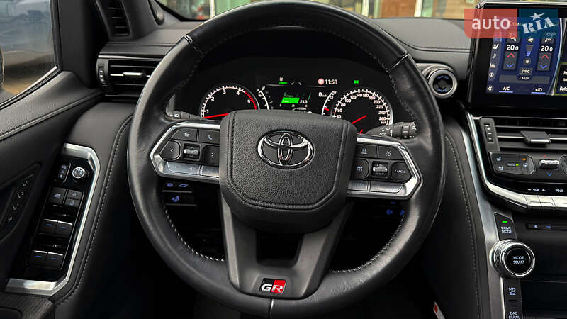 Внедорожник / Кроссовер Toyota Land Cruiser 2023 в Ровно фото 13 Внедорожник / Кроссовер Toyota Land Cruiser 2023 в Ровно