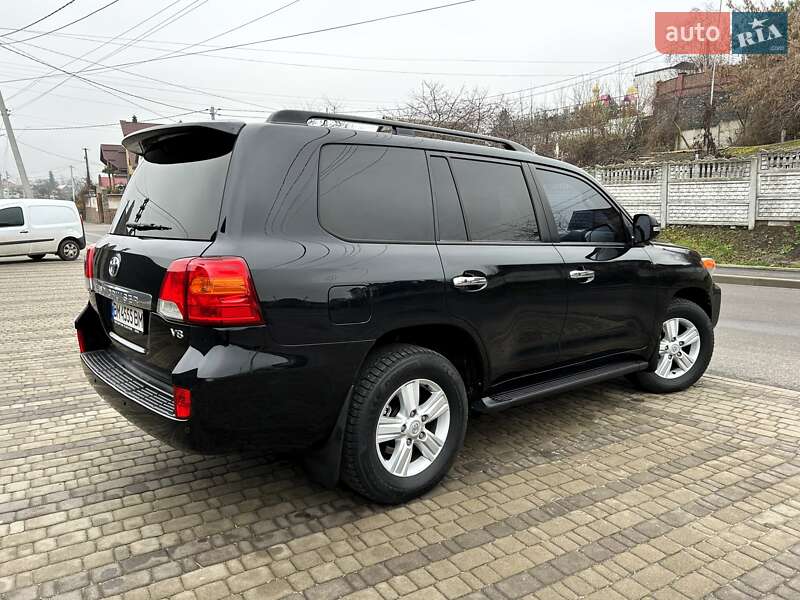 Внедорожник / Кроссовер Toyota Land Cruiser 2012 в Киеве фото 24 Внедорожник / Кроссовер Toyota Land Cruiser 2012 в Киеве
