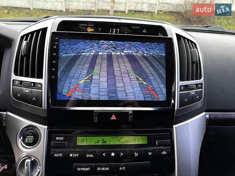 Внедорожник / Кроссовер Toyota Land Cruiser 2012 в Киеве фото 41 Внедорожник / Кроссовер Toyota Land Cruiser 2012 в Киеве