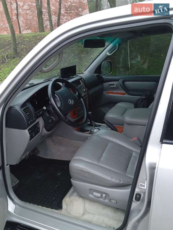 Внедорожник / Кроссовер Toyota Land Cruiser 2003 в Днепре фото 7 Внедорожник / Кроссовер Toyota Land Cruiser 2003 в Днепре